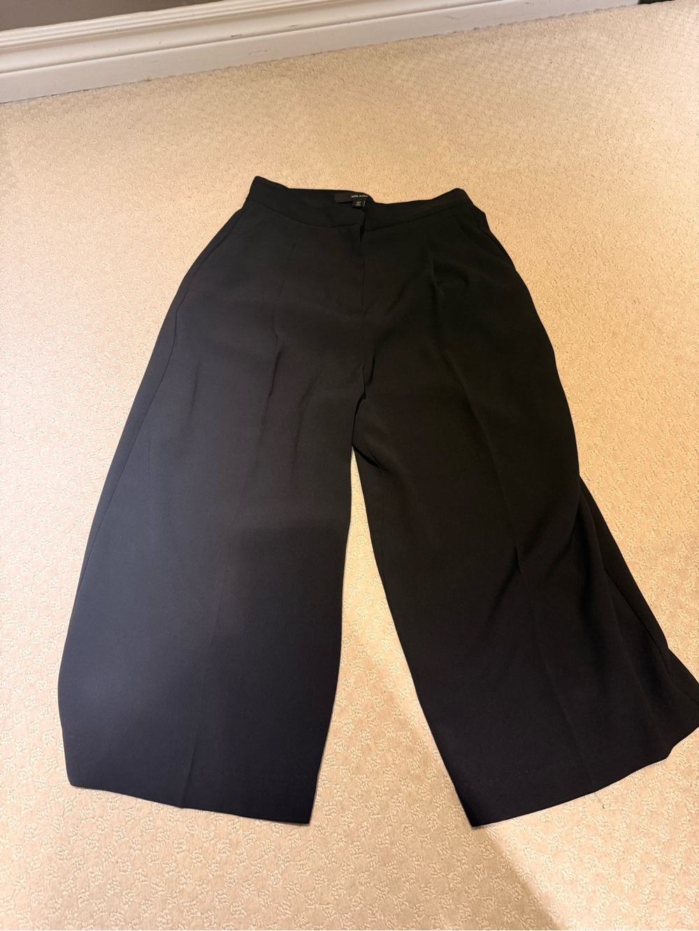 Vero Moda Black Wide Leg Culotte Pants